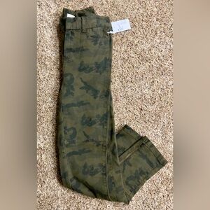 ECRU DEL CORSO SEAM DETAIL CAMO JEANS in Size 00 (NWT)